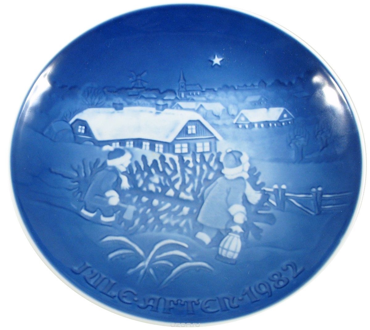 "Рождественская елка", декоративная тарелка. Фарфор. Bing & Grondahl, Дания, 1982 год